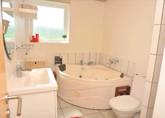 70743-ulfborg-hjelmevej-9 Ferienhaus *